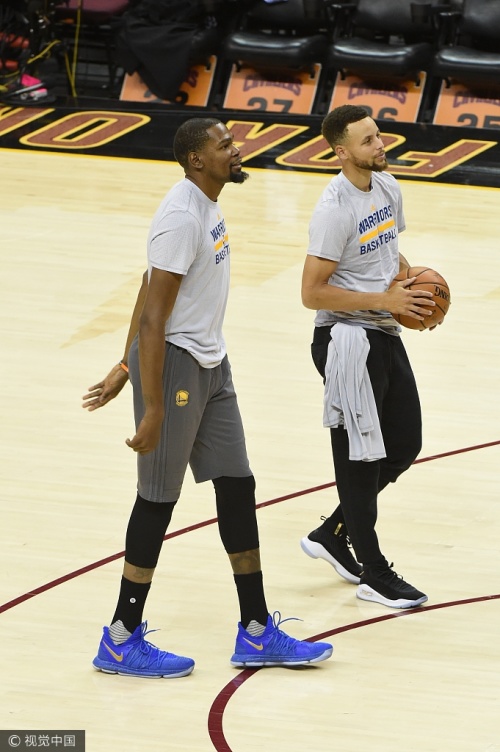 kaiyun-关于刚刚！集结日浙江稠州备战NBA常规赛窗口期犹他爵士备战意大利杯，关键时刻巴黎圣日耳曼调整名单以备意甲的信息